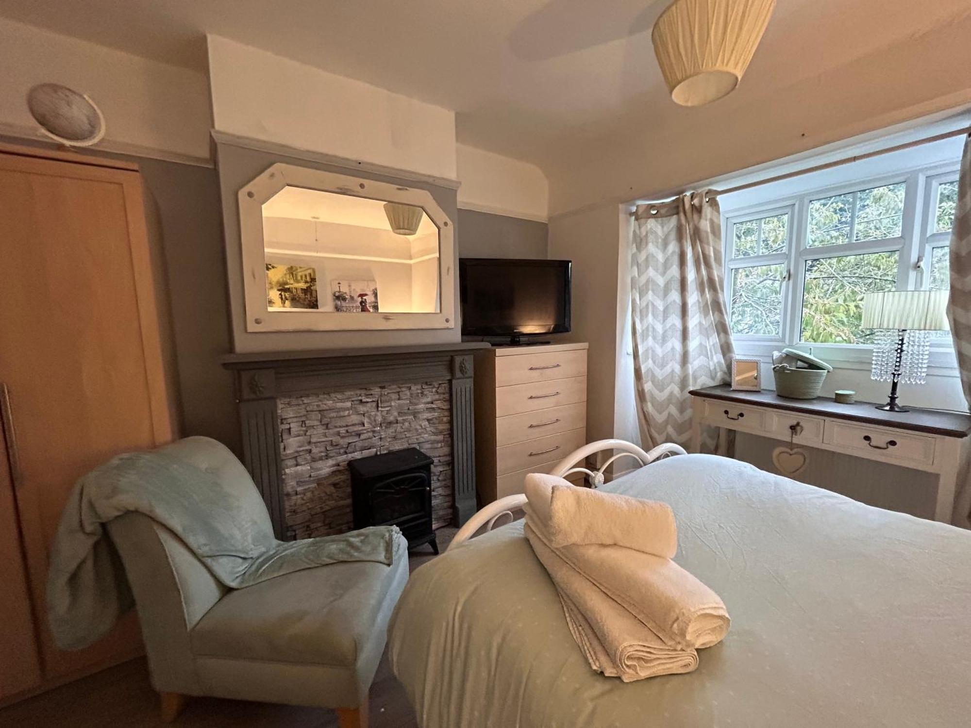 דירות Redditch Rest Near Town Centre & Transport Links מראה חיצוני תמונה