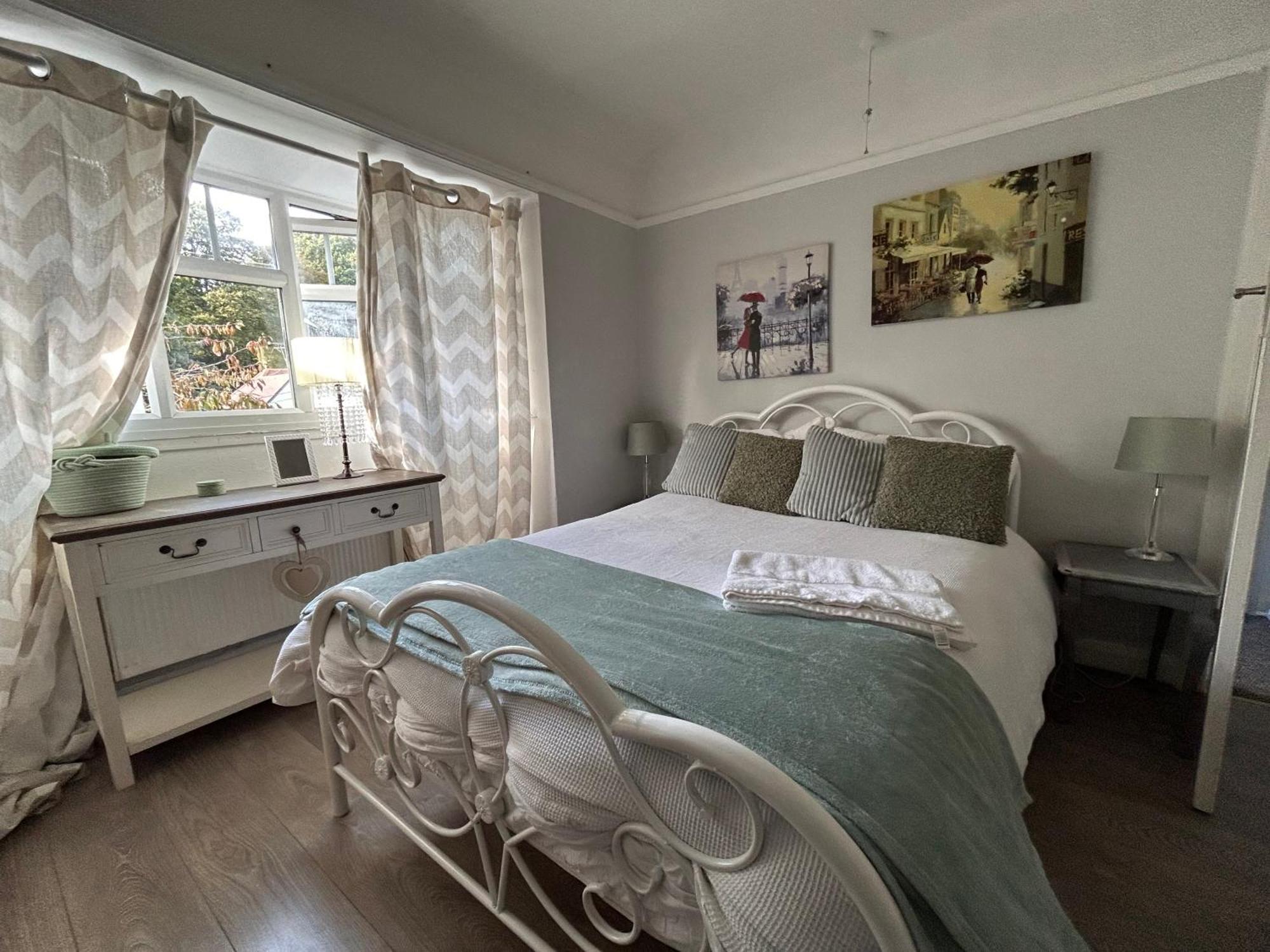 דירות Redditch Rest Near Town Centre & Transport Links מראה חיצוני תמונה