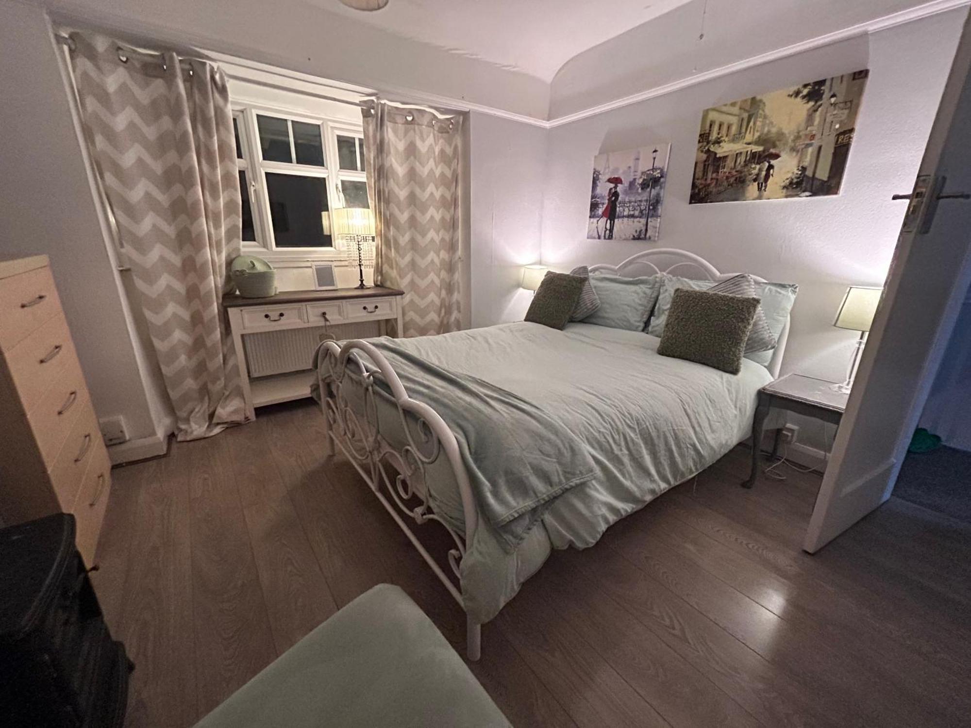 דירות Redditch Rest Near Town Centre & Transport Links מראה חיצוני תמונה
