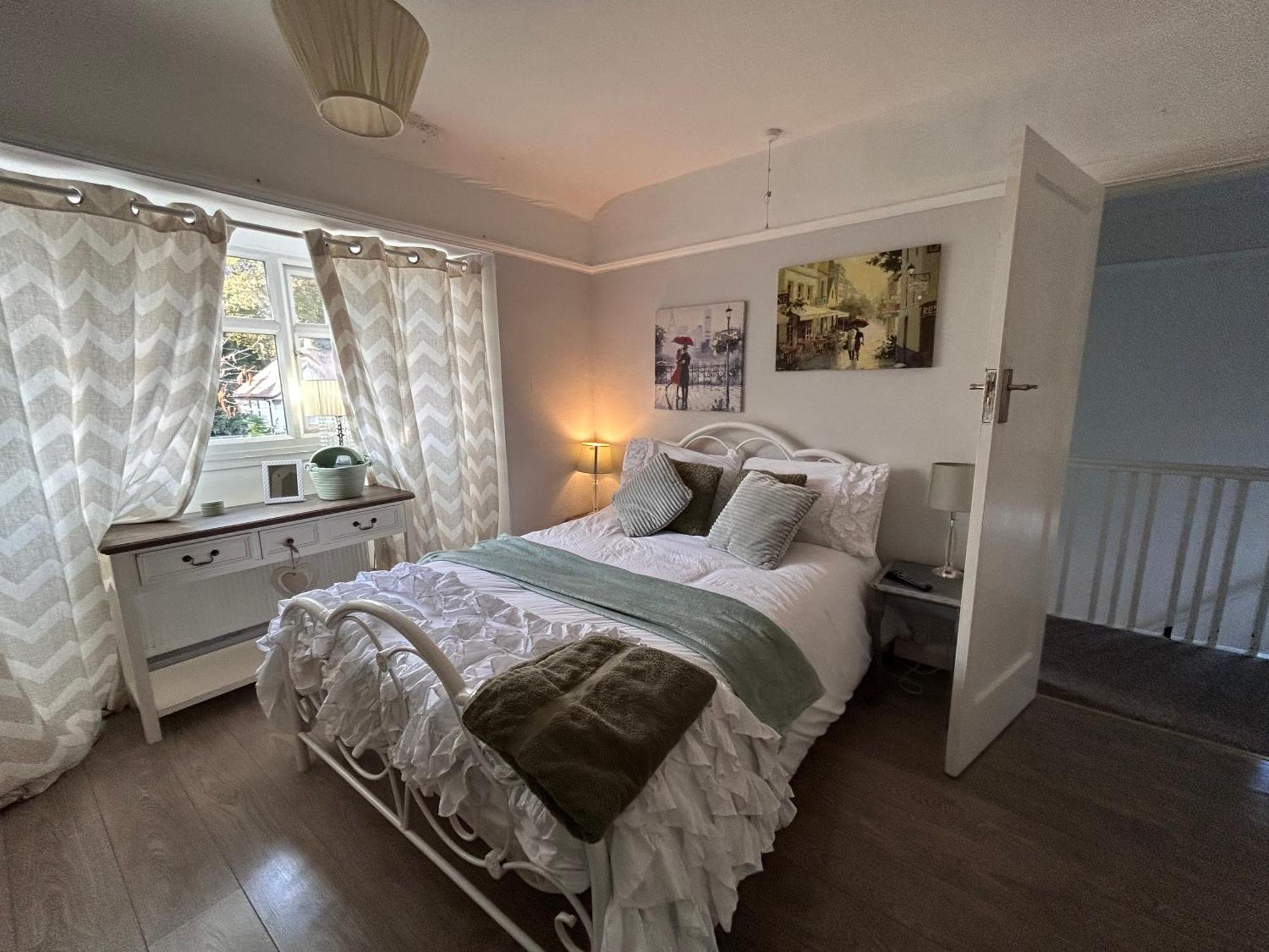 דירות Redditch Rest Near Town Centre & Transport Links מראה חיצוני תמונה