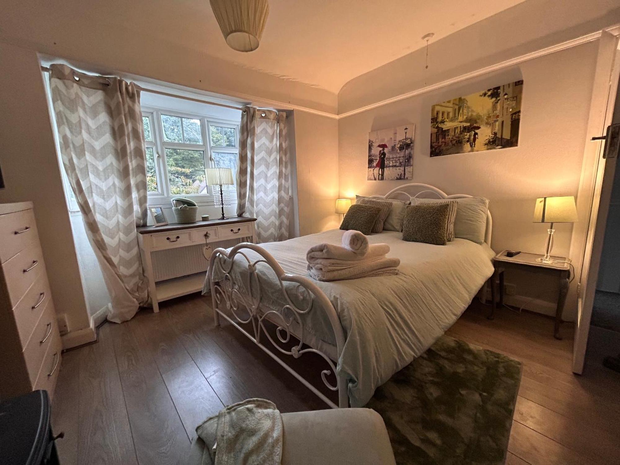 דירות Redditch Rest Near Town Centre & Transport Links מראה חיצוני תמונה