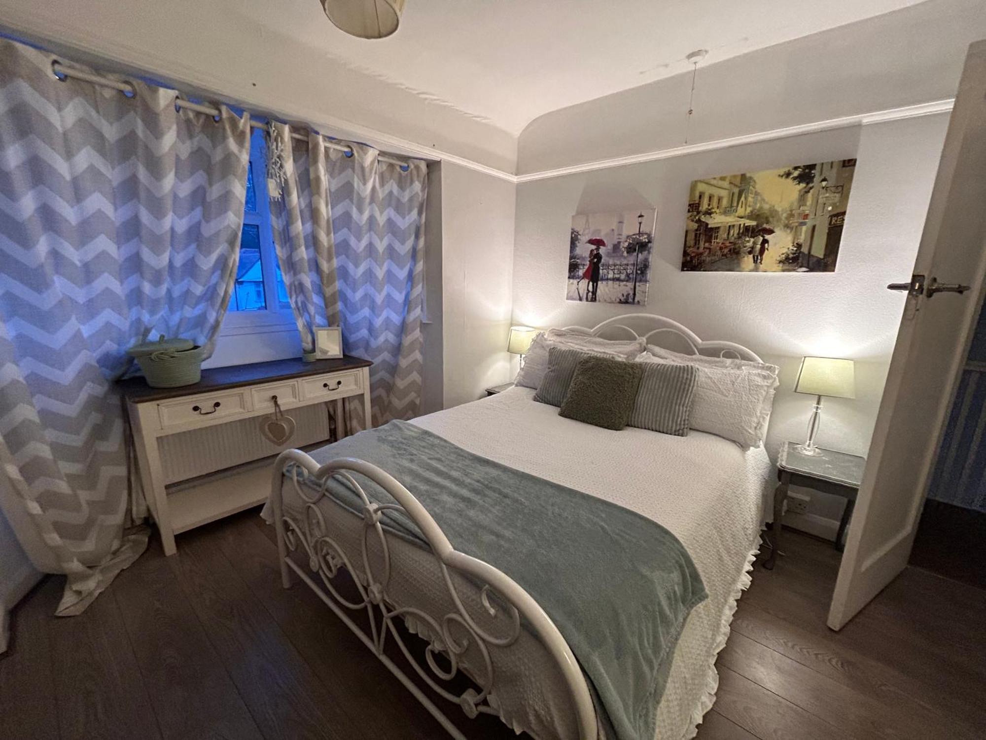 דירות Redditch Rest Near Town Centre & Transport Links מראה חיצוני תמונה